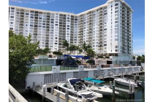 4101 Pine Tree Dr, Miami Beach, FL 33140, Sold 10/08/20