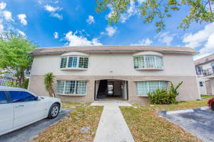 5333 NW 18th St #3a, Lauderhill, FL 33313, Sold 09/06/19