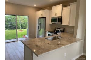 1885 SE 8th Pl, Homestead, FL 33035, Sold 08/19/20