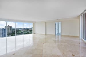 3370 Hidden Bay Dr, Aventura, FL 33180, Sold 11/24/20