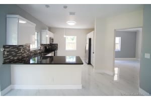 1621 SW 102nd Ave, Pembroke Pines, FL 33025, Sold 09/30/19