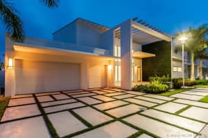 8253 NW 33rd Terrace, Doral, FL 33122, Sold 01/15/20