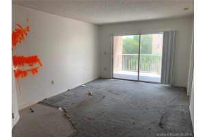 15231 SW 80th St, Miami, FL 33193, Sold 11/08/19