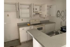 15231 SW 80th St, Miami, FL 33193, Sold 11/08/19