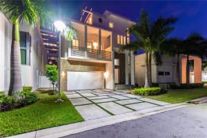 8237 NW 34th St, Doral, FL 33166, Sold 01/31/20