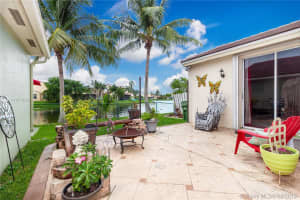 2081 NW 190th Ave, Pembroke Pines, FL 33029, Sold 11/22/19