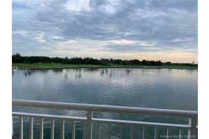 9270 W Bay Harbor Dr #4e, Bay Harbor Islands, FL 33154, Sold 01/03/20