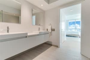 450 Alton Rd, Miami Beach, FL 33139, Sold 11/05/19
