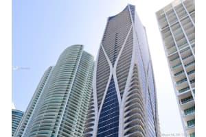 1000 Biscayne Blvd, Miami, FL 33132, Sold 03/26/20