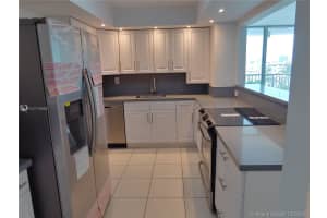 2655 Collins Ave #1012, Miami Beach, FL 33140, Sold 01/27/20