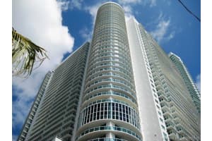 1800 N Bayshore Dr, Miami, FL 33132, Sold 01/10/20