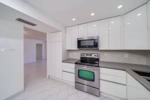 1500 S Ocean Dr #5b, Hollywood, FL 33019, Sold 02/14/20