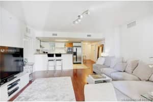 170 SE 14th St, Miami, FL 33131, Sold 10/01/19