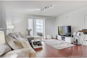 170 SE 14th St, Miami, FL 33131, Sold 10/01/19