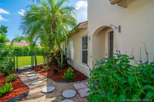 18801 NW 22nd St, Pembroke Pines, FL 33029, Sold 09/30/19