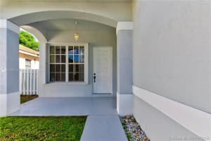 16271 NW 17th Ct, Pembroke Pines, FL 33028, Sold 10/31/19