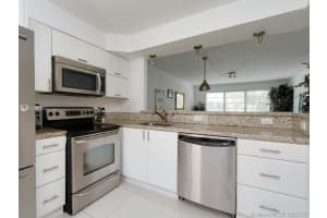 1540 NE 191st St, Miami, FL 33179, Sold 03/16/20