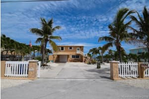 626 Island Dr, Key Largo, FL 33037, Sold 12/05/19