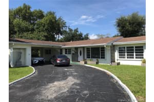 320 S 56th Ave, Hollywood, FL 33023, Sold 01/24/20