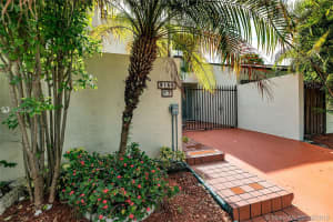 9155 Fontainebleau Blvd, Miami, FL 33172, Sold 09/16/19