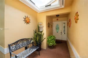 19124 NW 24th Pl, Pembroke Pines, FL 33029, Sold 10/22/19