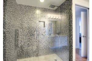 18100 N Bay Rd, Sunny Isles Beach, FL 33160, Sold 09/30/21