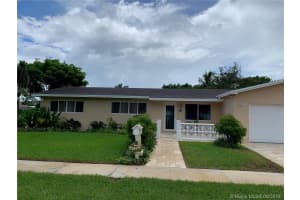 800 NW 8th St, Dania Beach, FL 33004, Sold 10/23/19