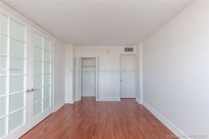 1455 N Treasure Dr #5a, North Bay Village, FL 33141, Sold 02/14/20