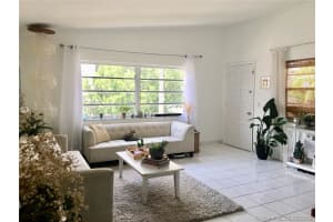 101 Collins Ave #12a, Miami Beach, FL 33139, Sold 11/01/19