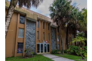 1280 W 54th St #212b, Hialeah, FL 33012, Sold 10/01/19