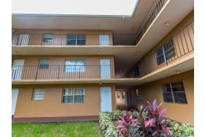 1280 W 54th St #212b, Hialeah, FL 33012, Sold 10/01/19