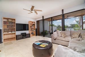 7049 SW 53rd Ln, Miami, FL 33155, Sold 10/08/19