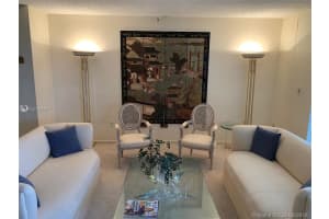 900 NE 195th St, Miami, FL 33179, Sold 01/31/20