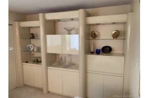 900 NE 195th St, Miami, FL 33179, Sold 01/31/20