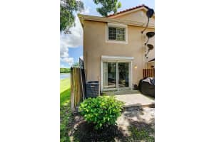 3660 San Simeon Cir, Weston, FL 33331, Sold 01/17/20