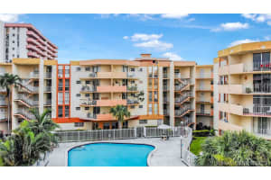 1750 W 46th St, Hialeah, FL 33012, Sold 08/14/19