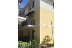 2291 NE 9th Ave, Wilton Manors, FL 33305, Sold 03/11/20