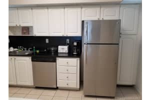 19370 Collins Ave, Sunny Isles Beach, FL 33160, Sold 01/03/20