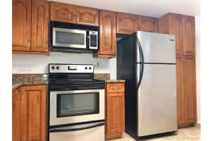 351 SW 113th Way, Pembroke Pines, FL 33025, Sold 02/28/20