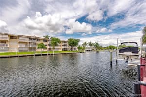 427 Golden Isles Dr #4j, Hallandale Beach, FL 33009, Sold 02/27/20