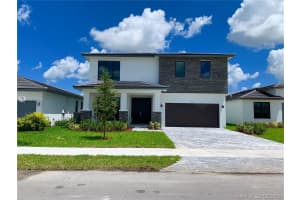 2925 SE 3rd St, Homestead, FL 33033, Sold 09/27/19