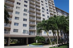 400 Kings Point Dr, Sunny Isles Beach, FL 33160, Sold 12/27/19