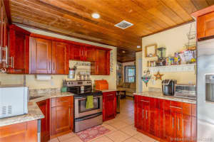 9805 SW 221st St, Cutler Bay, FL 33190, Sold 01/09/20