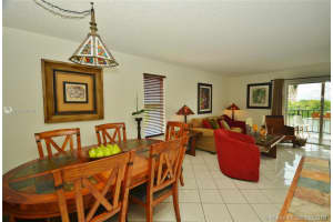 5199 NW 7th St, Miami, FL 33126, Sold 09/27/19