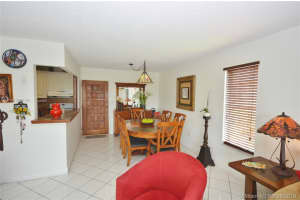 5199 NW 7th St, Miami, FL 33126, Sold 09/27/19