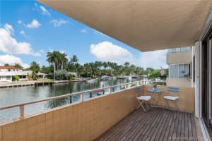 9660 W Bay Harbor Dr #2b, Bay Harbor Islands, FL 33154, Sold 01/17/20