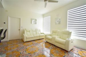 7420 W 20th Ave, Hialeah, FL 33016, Sold 10/08/20