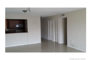 6960 Miami Gardens Dr, Hialeah, FL 33015, Sold 02/24/20