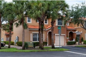 8530 NW 140th St, Hialeah, FL 33016, Sold 10/25/19