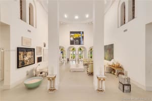 29 E Star Island Dr, Miami Beach, FL 33139, Sold 09/04/20